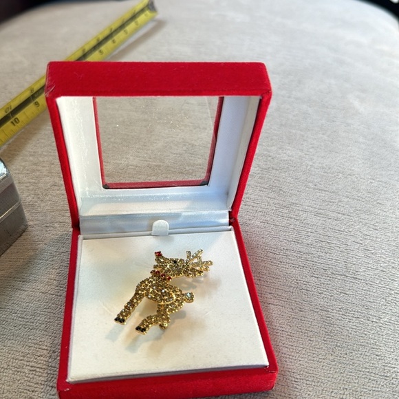 Neiman Marcus VINTAGE RUDOLPH REINDEER PIN SOLDERED RHINESTONE SPHINX - Picture 6 of 7